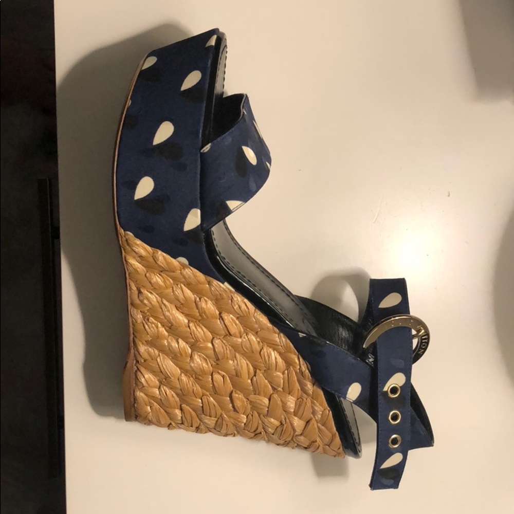 Louis Vuitton wedge woven 37.5 sandals